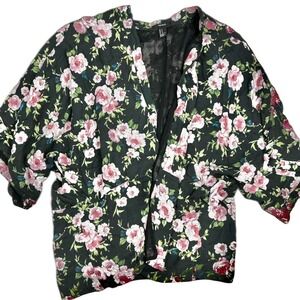 Black‎ and pink floral kimono cottagecore bloomcore soft romantic Regency